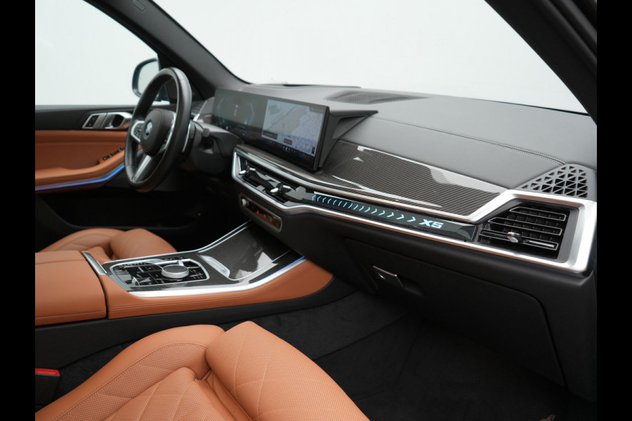 BMW X5 xDrive50e M Sport Plug In Hybrid 490pk Dealer O.H. PHEV | Panodak | Luchtvering | Harman & Kardon | Laser | Adaptive Cruise Comfortstoelen | Memory | Stoelventilatie | Head Up | Adaptive Cruise | 360 Camera | Apple Carplay
