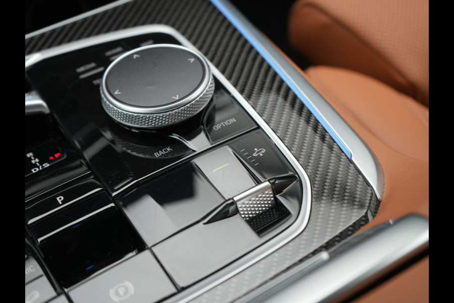 BMW X5 xDrive50e M Sport Plug In Hybrid 490pk Dealer O.H. PHEV | Panodak | Luchtvering | Harman & Kardon | Laser | Adaptive Cruise Comfortstoelen | Memory | Stoelventilatie | Head Up | Adaptive Cruise | 360 Camera | Apple Carplay