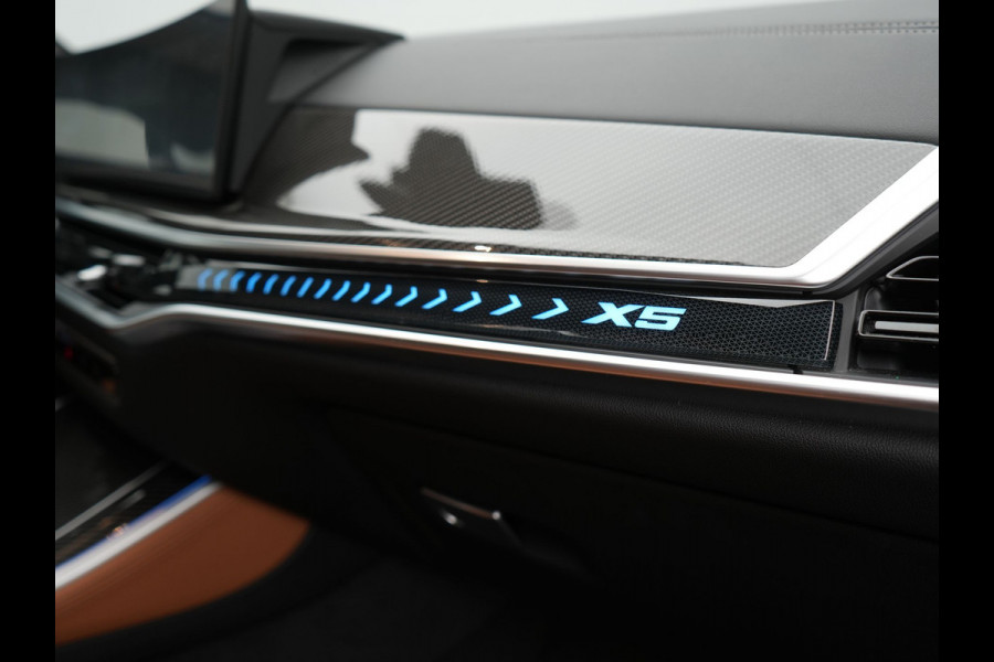 BMW X5 xDrive50e M Sport Plug In Hybrid 490pk Dealer O.H. PHEV | Panodak | Luchtvering | Harman & Kardon | Laser | Adaptive Cruise Comfortstoelen | Memory | Stoelventilatie | Head Up | Adaptive Cruise | 360 Camera | Apple Carplay