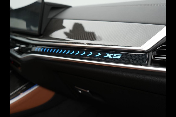 BMW X5 xDrive50e M Sport Plug In Hybrid 490pk Dealer O.H. PHEV | Panodak | Luchtvering | Harman & Kardon | Laser | Adaptive Cruise Comfortstoelen | Memory | Stoelventilatie | Head Up | Adaptive Cruise | 360 Camera | Apple Carplay