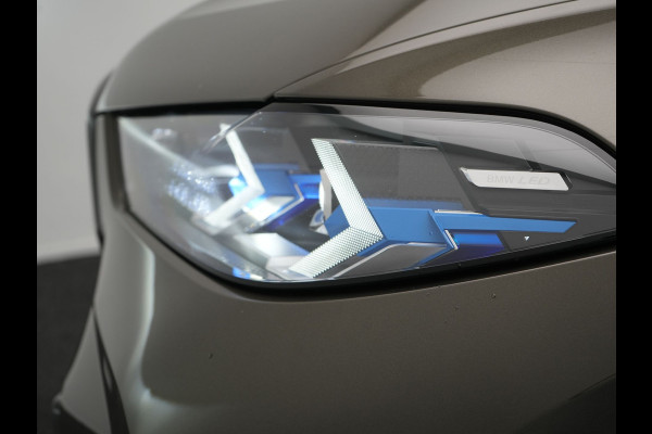 BMW X5 xDrive50e M Sport Plug In Hybrid 490pk Dealer O.H. PHEV | Panodak | Luchtvering | Harman & Kardon | Laser | Adaptive Cruise Comfortstoelen | Memory | Stoelventilatie | Head Up | Adaptive Cruise | 360 Camera | Apple Carplay