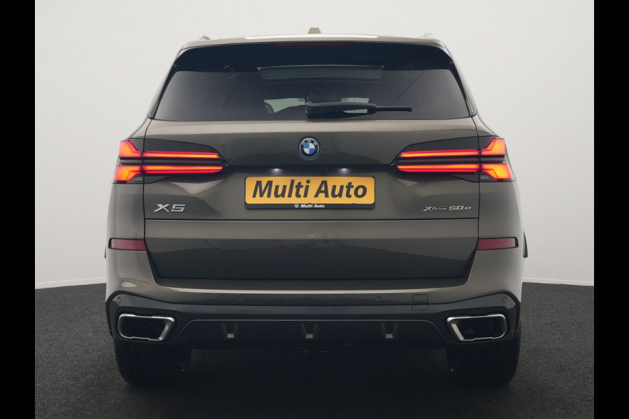 BMW X5 xDrive50e M Sport Plug In Hybrid 490pk Dealer O.H. PHEV | Panodak | Luchtvering | Harman & Kardon | Laser | Adaptive Cruise Comfortstoelen | Memory | Stoelventilatie | Head Up | Adaptive Cruise | 360 Camera | Apple Carplay