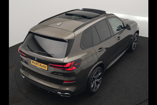 BMW X5 xDrive50e M Sport Plug In Hybrid 490pk Dealer O.H. PHEV | Panodak | Luchtvering | Harman & Kardon | Laser | Adaptive Cruise Comfortstoelen | Memory | Stoelventilatie | Head Up | Adaptive Cruise | 360 Camera | Apple Carplay