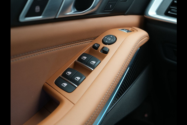 BMW X5 xDrive50e M Sport Plug In Hybrid 490pk Dealer O.H. PHEV | Panodak | Luchtvering | Harman & Kardon | Laser | Adaptive Cruise Comfortstoelen | Memory | Stoelventilatie | Head Up | Adaptive Cruise | 360 Camera | Apple Carplay