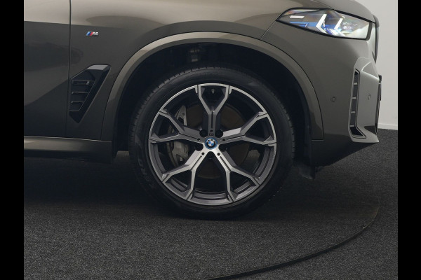 BMW X5 xDrive50e M Sport Plug In Hybrid 490pk Dealer O.H. PHEV | Panodak | Luchtvering | Harman & Kardon | Laser | Adaptive Cruise Comfortstoelen | Memory | Stoelventilatie | Head Up | Adaptive Cruise | 360 Camera | Apple Carplay