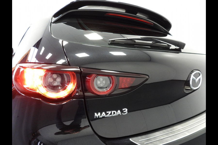 Mazda 3 2.0 e-SkyActiv-X 180PK Comfort Bose LEER/MEMORY/HEAD-UP/LED/18"LMV!