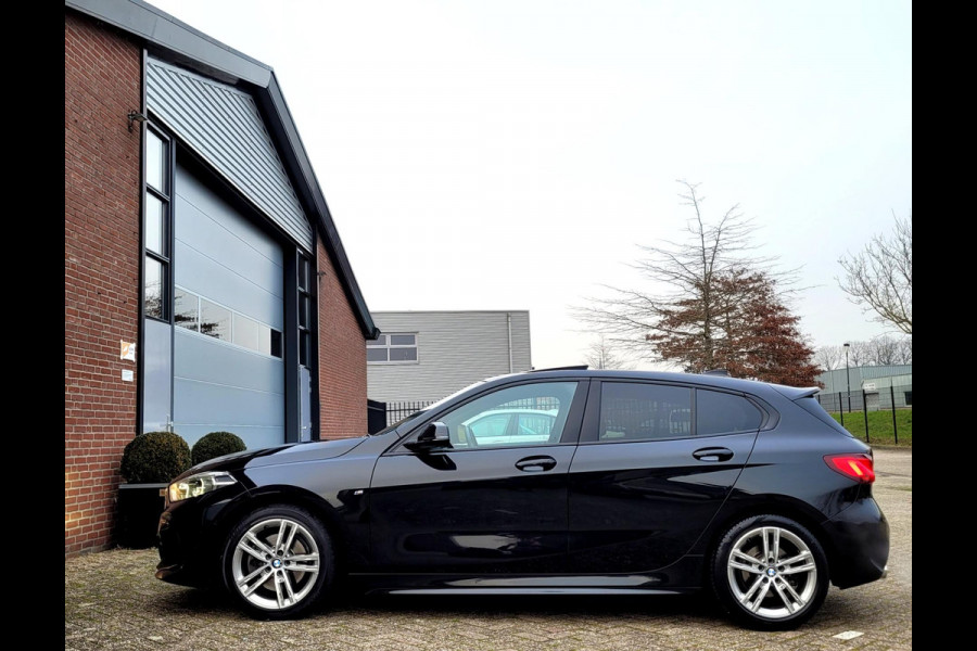 BMW 1-serie 118i M-sport Pano Camera Stuurverw. HIFI [1e eig. BTW NL NAP]