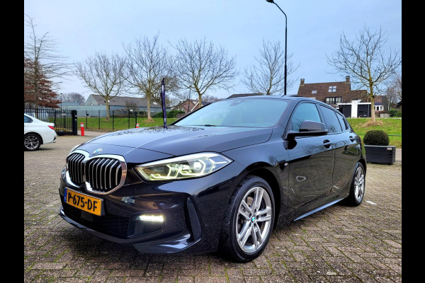 BMW 1-serie 118i M-sport Pano Camera Stuurverw. HIFI [1e eig. BTW NL NAP]