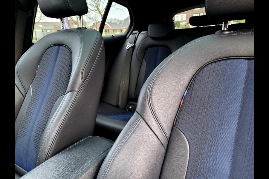 BMW 1-serie 118i M-sport Pano Camera Stuurverw. HIFI [1e eig. BTW NL NAP]
