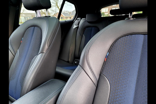 BMW 1-serie 118i M-sport Pano Camera Stuurverw. HIFI [1e eig. BTW NL NAP]