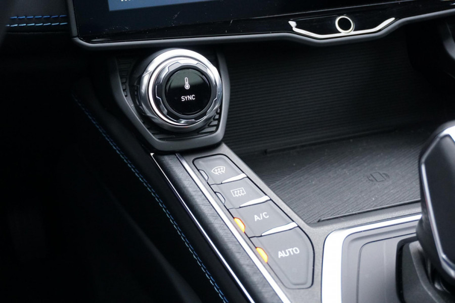 Lynk & Co 01 1.5 + 360 CAMERA / PANORAMADAK / INFINITY AUDIO