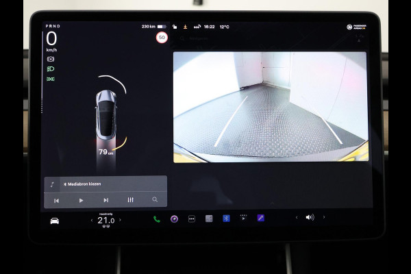 Tesla Model 3 RWD PLUS 60KWH 1e EIG.ACCU SOH 93! BIJNA 2021 GARANTIE TOT 2031* PARKEERSENSOREN V+A . PANORAMADAK . APPLE CARPLAY & ANDROID AUTO . STOELVERWARMING
