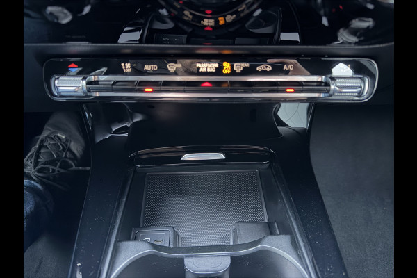 Mercedes-Benz A-Klasse 220 Advantage (Automatische Airco - Navigatie - LED - Stoelverwarming - Camera - Parkeersensoren V+A)