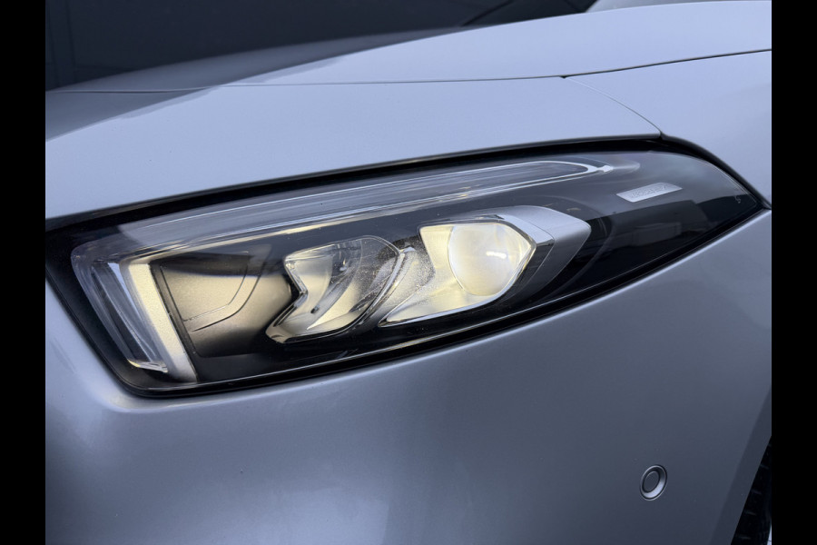 Mercedes-Benz A-Klasse 220 Advantage (Automatische Airco - Navigatie - LED - Stoelverwarming - Camera - Parkeersensoren V+A)