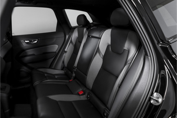 Volvo XC60 2.0 T6 Plug-in hybrid AWD Plus Black Edition - Facelift MY26 | Lighting Pack | 360 Camera | Dig. Cockpit | Adapt. Cruise | Elek. Klep | Stoel-+Stuurverw. | Harman/Kardon | NAV+App. Connect | ECC | LM 21" | 7432