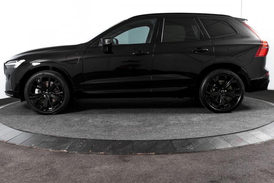 Volvo XC60 2.0 T6 Plug-in hybrid AWD Plus Black Edition - Facelift MY26 | Lighting Pack | 360 Camera | Dig. Cockpit | Adapt. Cruise | Elek. Klep | Stoel-+Stuurverw. | Harman/Kardon | NAV+App. Connect | ECC | LM 21" | 7432