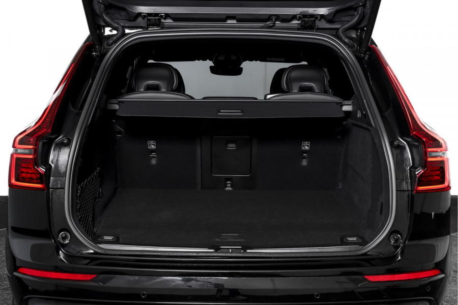 Volvo XC60 2.0 T6 Plug-in hybrid AWD Plus Black Edition - Facelift MY26 | Lighting Pack | 360 Camera | Dig. Cockpit | Adapt. Cruise | Elek. Klep | Stoel-+Stuurverw. | Harman/Kardon | NAV+App. Connect | ECC | LM 21" | 7432