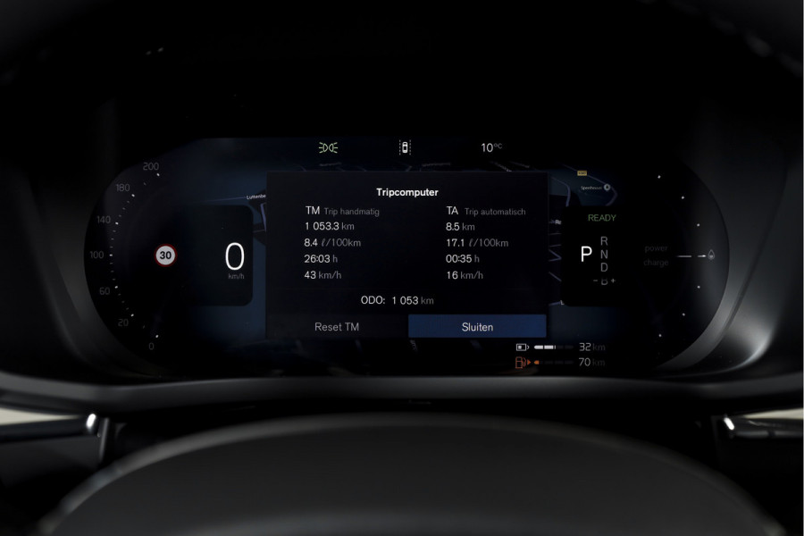 Volvo XC60 2.0 T8 Plug-in hybrid AWD Ultra Black Edition Facelift | Luchtvering | Harmon Kardon | S/K Panodak | Dig.Cockpit | Adapt.Cruise | Stoel-+Stuurverw. | 360 Camera | NAV+App.Connect | Auto.Airco | LM 21" | 5090