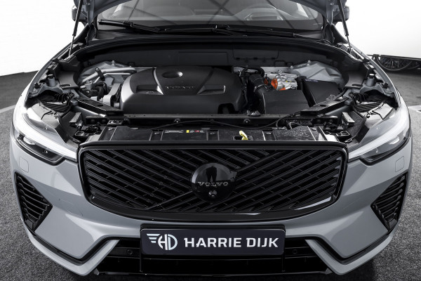 Volvo XC60 2.0 T8 Plug-in hybrid AWD Ultra Black Edition Facelift | Luchtvering | Harmon Kardon | S/K Panodak | Dig.Cockpit | Adapt.Cruise | Stoel-+Stuurverw. | 360 Camera | NAV+App.Connect | Auto.Airco | LM 21" | 5090