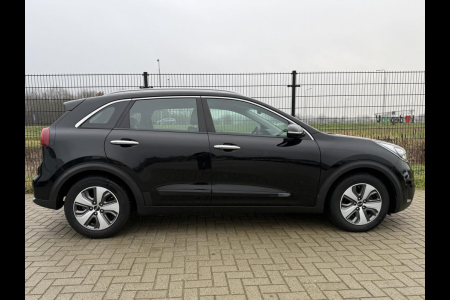 Kia Niro 1.6 GDi Hybrid DynamicLine |Camera | PDC | Carplay | Cruise Control