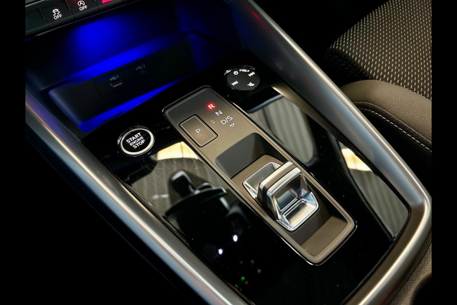 Audi A3 Limousine 35 TFSI edition one S-Line Panoramadak Virtual cockpit LED