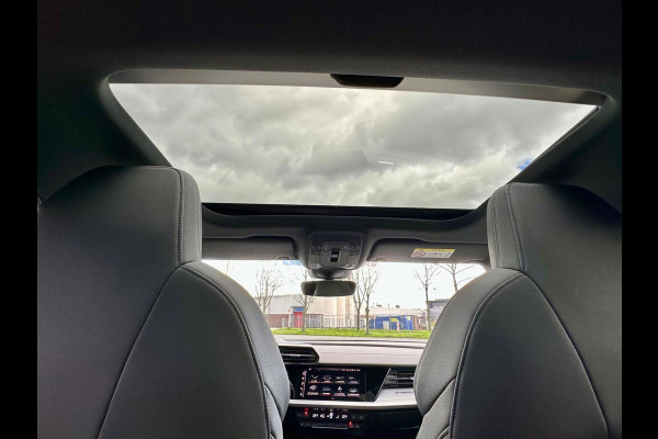 Audi A3 Limousine 35 TFSI edition one S-Line Panoramadak Virtual cockpit LED