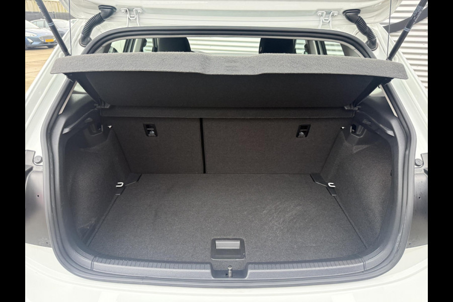 Volkswagen Polo 1.0 TSI Life 1e Eigenaar|Navi|Virtual Cockpit|Carplay|PDC V+A|Adaptive Cruise|N.A.P|APK tot 01-2027