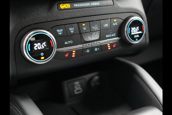 Ford Kuga 2.5 Titanium Plug in Hybrid 225pk Dealer O.H. PHEV | Adaptive Cruise | 360 Camera | Apple Carplay | Voorstoelen Verwarmd | Virtual Cockpit | Keyless | Blis | Navigatie | DAB |