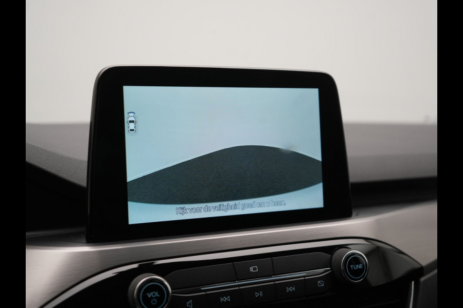 Ford Kuga 2.5 Titanium Plug in Hybrid 225pk Dealer O.H. PHEV | Adaptive Cruise | 360 Camera | Apple Carplay | Voorstoelen Verwarmd | Virtual Cockpit | Keyless | Blis | Navigatie | DAB |