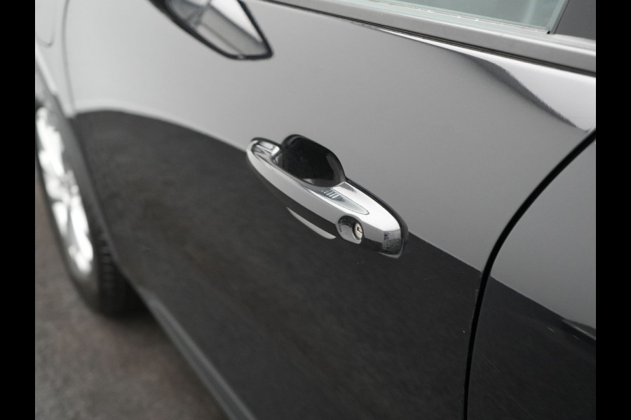 Ford Kuga 2.5 Titanium Plug in Hybrid 225pk Dealer O.H. PHEV | Adaptive Cruise | 360 Camera | Apple Carplay | Voorstoelen Verwarmd | Virtual Cockpit | Keyless | Blis | Navigatie | DAB |