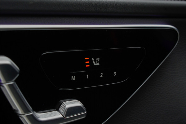 Mercedes-Benz C-Klasse Estate 180 AMG Line Panodak Leer 360° Memory Distronic+ Matrix Laser Navi LED Nightpack Elektr. trekhaak PTS Ambient Plus Elekt. achterklep LM velgen BTW auto!