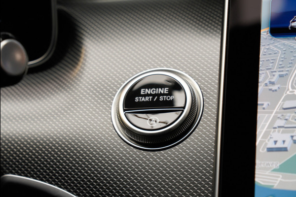 Mercedes-Benz C-Klasse Estate 180 AMG Line Panodak Leer 360° Memory Distronic+ Matrix Laser Navi LED Nightpack Elektr. trekhaak PTS Ambient Plus Elekt. achterklep LM velgen BTW auto!