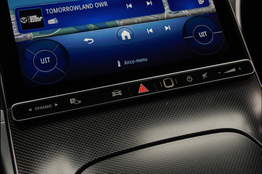 Mercedes-Benz C-Klasse Estate 180 AMG Line Panodak Leer 360° Memory Distronic+ Matrix Laser Navi LED Nightpack Elektr. trekhaak PTS Ambient Plus Elekt. achterklep LM velgen BTW auto!