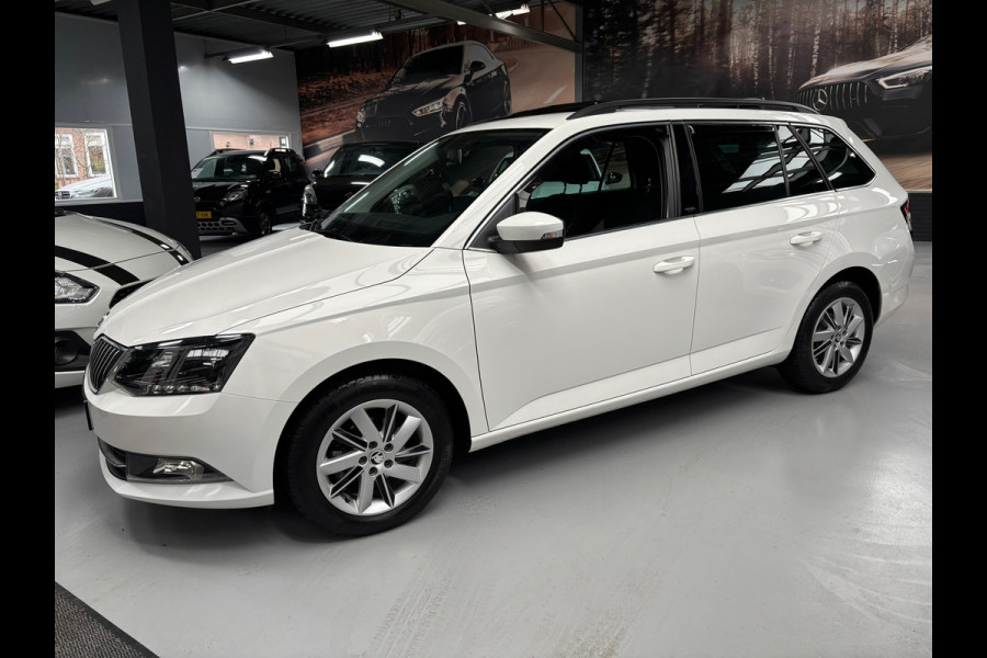 Škoda Fabia Combi 1.0 TSI Ambition / Panorama dak / Trekhaak