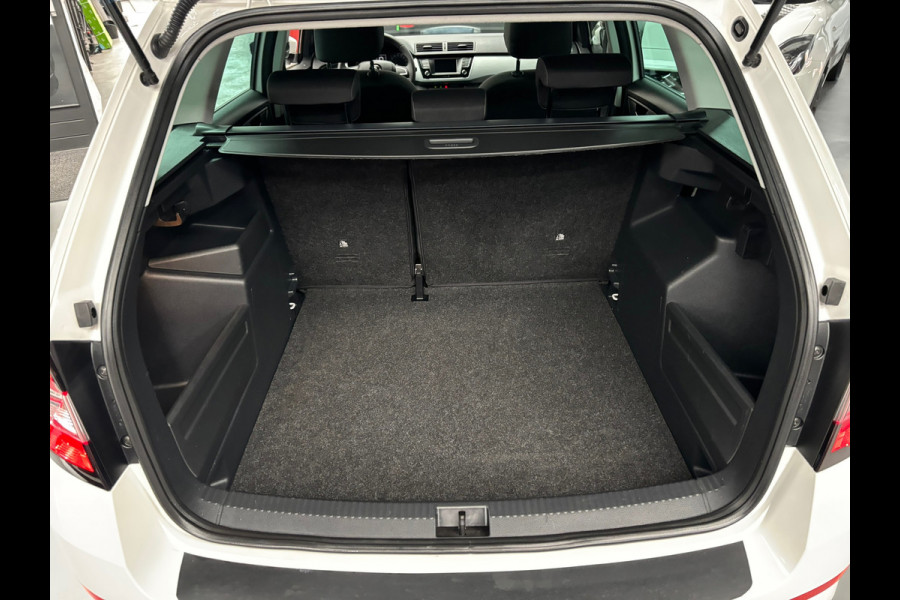 Škoda Fabia Combi 1.0 TSI Ambition / Panorama dak / Trekhaak
