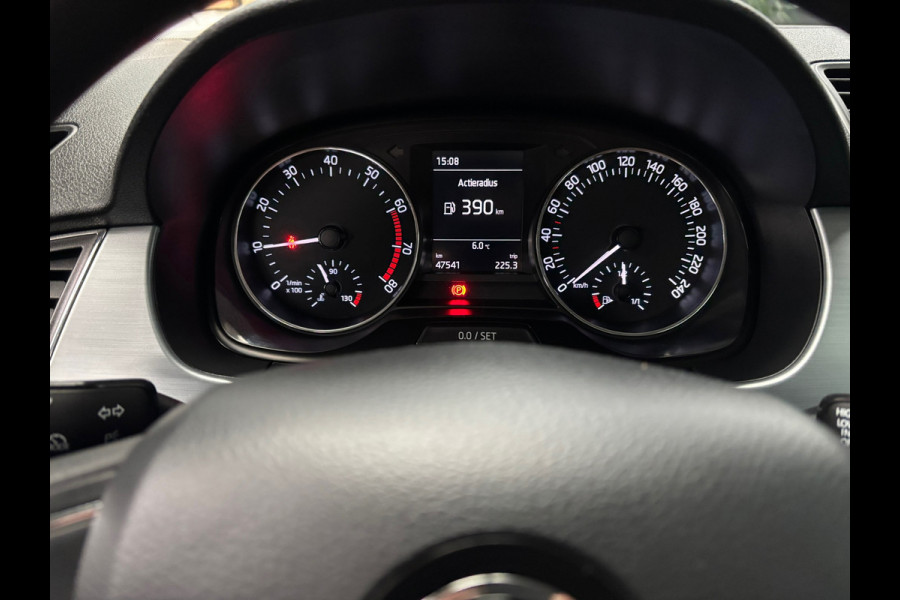 Škoda Fabia Combi 1.0 TSI Ambition / Panorama dak / Trekhaak