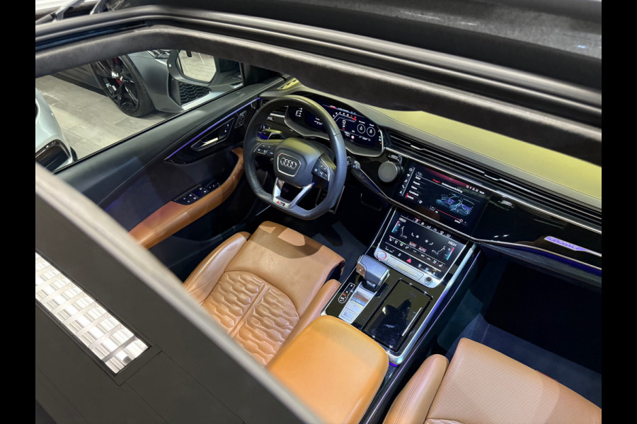 Audi RSQ8 4.0 TFSI quattro Pano|Ceramic|B&O 3D|HuD|Trekhaak