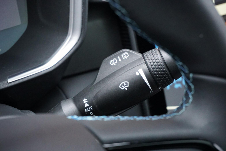 Lynk & Co 01 1.5 + 360 CAMERA / PANORAMADAK / INFINITY AUDIO