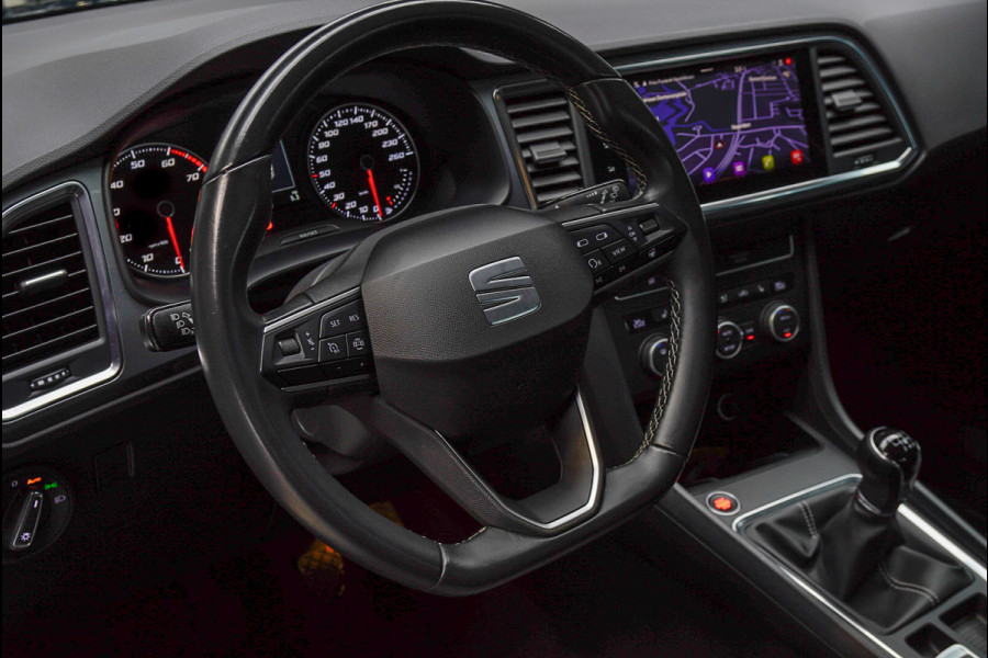 Seat Ateca 1.5 TSI Style. Navi ACC 360° Camera Beats Audio Stuur- & stoelverwarming Cruise PDC LM velgen