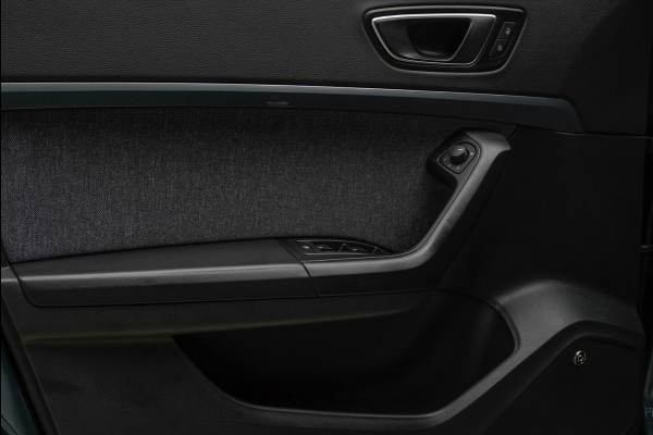 Seat Ateca 1.5 TSI Style. Navi ACC 360° Camera Beats Audio Stuur- & stoelverwarming Cruise PDC LM velgen