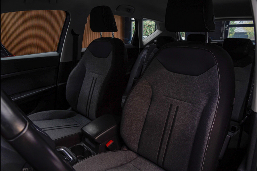 Seat Ateca 1.5 TSI Style. Navi ACC 360° Camera Beats Audio Stuur- & stoelverwarming Cruise PDC LM velgen