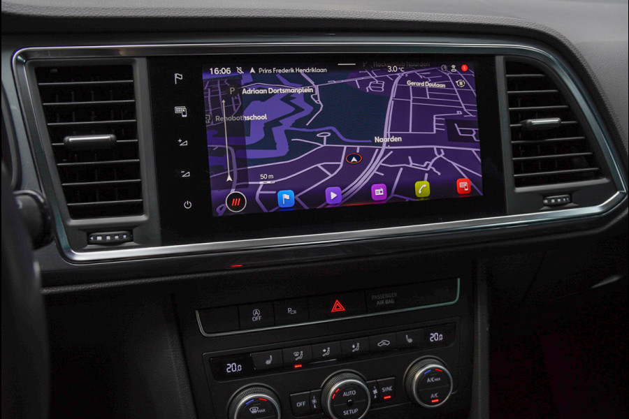 Seat Ateca 1.5 TSI Style. Navi ACC 360° Camera Beats Audio Stuur- & stoelverwarming Cruise PDC LM velgen