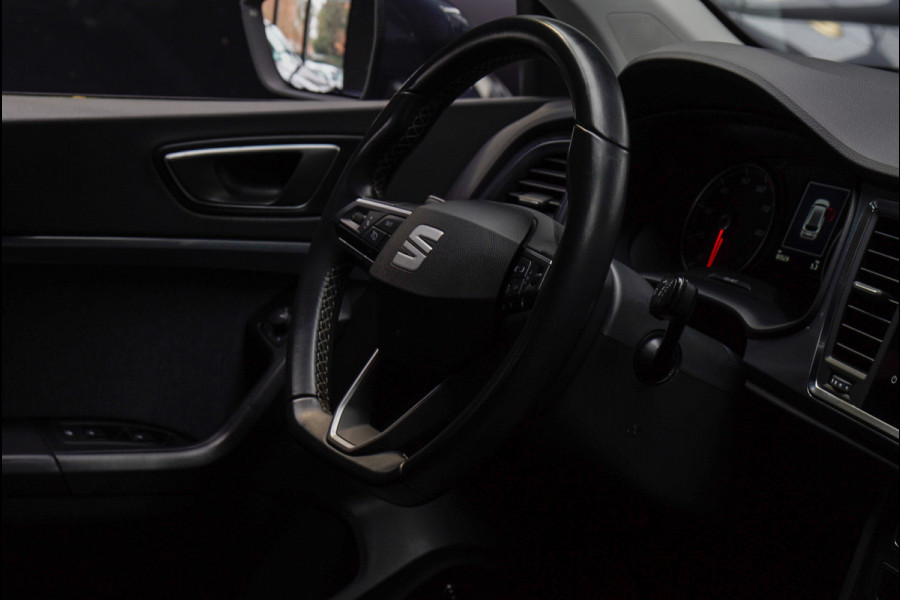 Seat Ateca 1.5 TSI Style. Navi ACC 360° Camera Beats Audio Stuur- & stoelverwarming Cruise PDC LM velgen