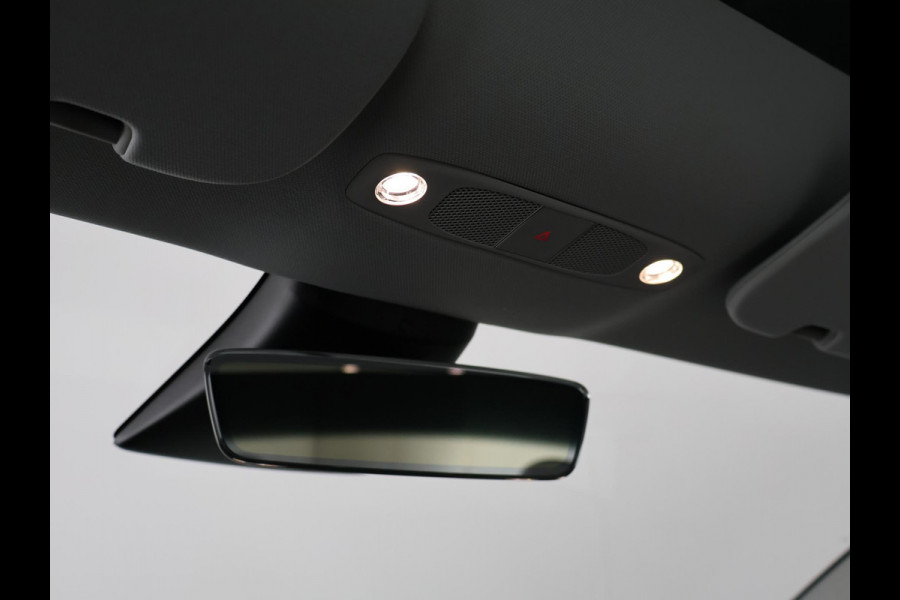 Tesla Model 3 LONGRANGE AWD 1e EIG ACCU SOD 92% ! GARANTIE 2031* RANGE TOT 592 KM WLTP !!!   BIJNA 2021 .TREKHAAK . PANORAMA DAK . VOOR & ACHTERSTOELEN VERWARMD . KEYLESS