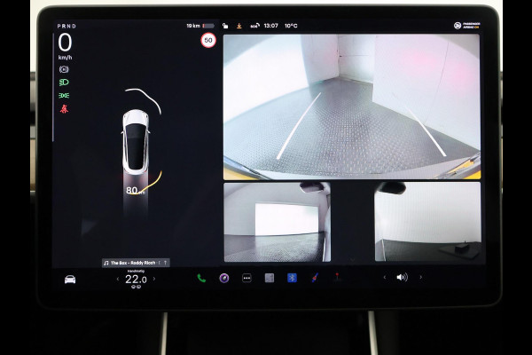 Tesla Model 3 RWD 60KWH 1e EIG SOD ACCU 89% GARANTIE 2031 BI-TONE BODY. DODEHOEK CAMERA . PARKEERSENSOREN V+A . STOELVERWARMING . PANORAMADAK . APPLE CARPLAY & ANDROID AUTO