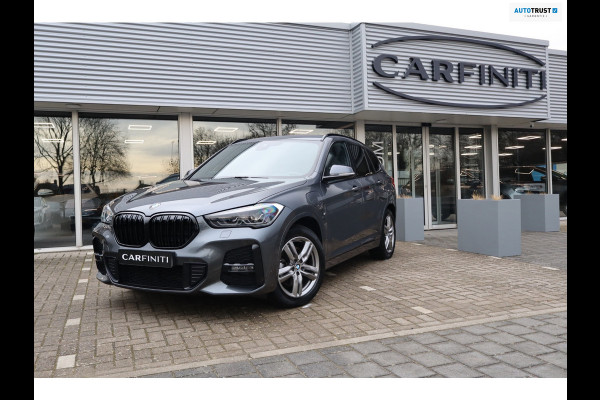 BMW X1 XDrive25e M-Sport Automaat 220 Pk / Nav / Climate / Cruise / Led / Lichtmetaal.