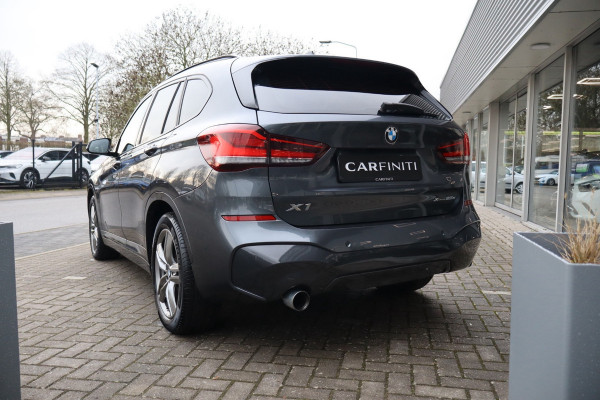 BMW X1 XDrive25e M-Sport Automaat 220 Pk / Nav / Climate / Cruise / Led / Lichtmetaal.