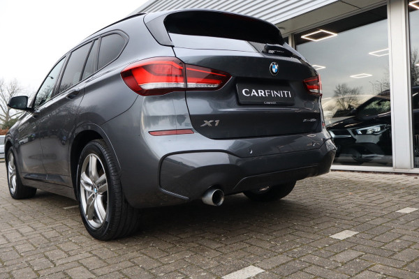 BMW X1 XDrive25e M-Sport Automaat 220 Pk / Nav / Climate / Cruise / Led / Lichtmetaal.