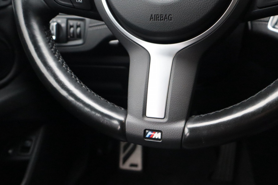 BMW X1 XDrive25e M-Sport Automaat 220 Pk / Nav / Climate / Cruise / Led / Lichtmetaal.