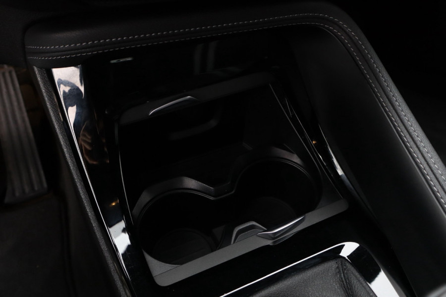 BMW X1 XDrive25e M-Sport Automaat 220 Pk / Nav / Climate / Cruise / Led / Lichtmetaal.